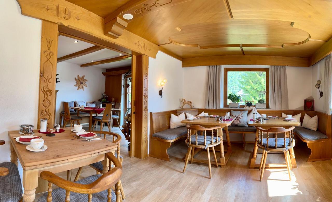 Hotel Garni Gästehaus Edlhuber Mittenwald Exteriör bild