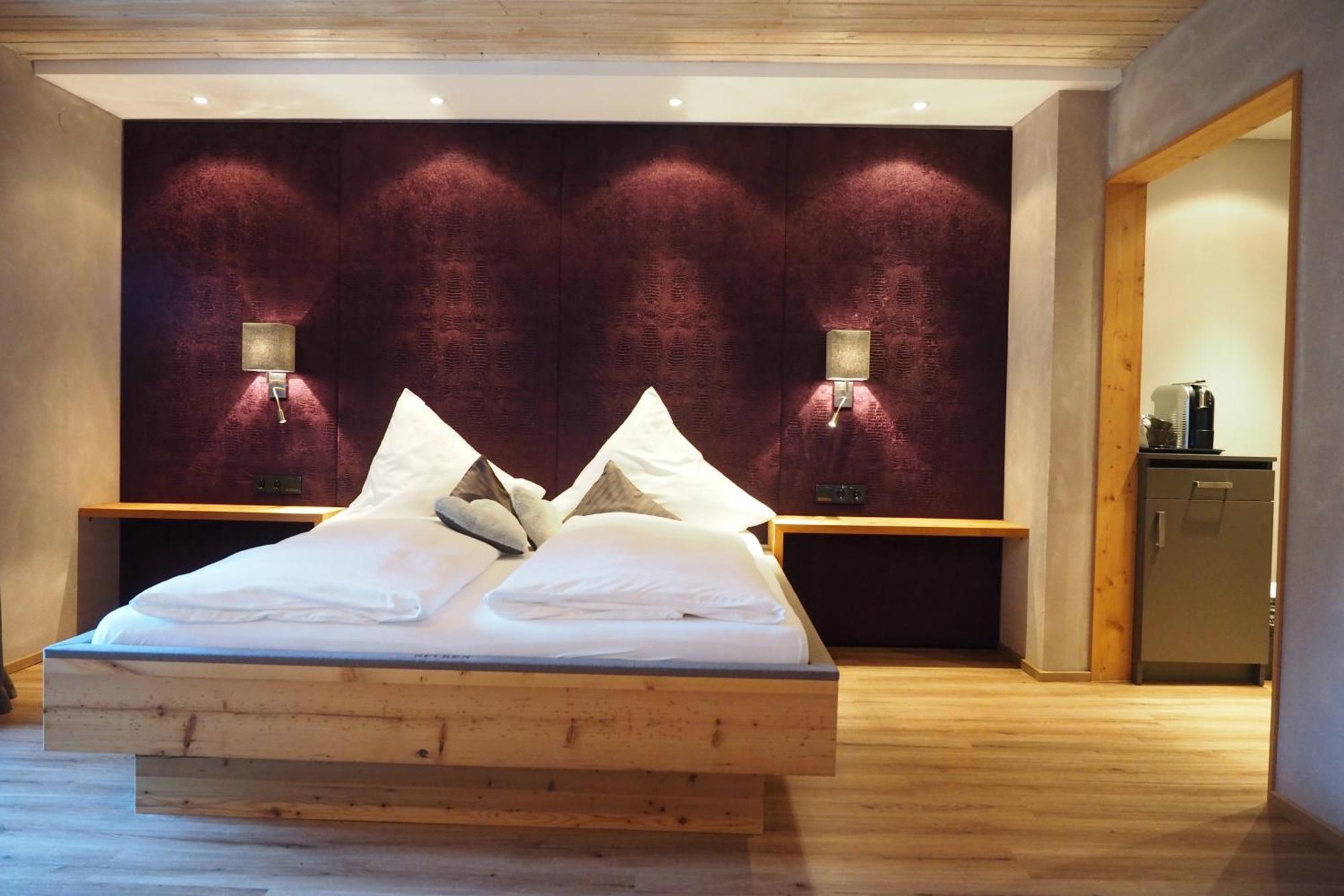 Hotel Garni Gästehaus Edlhuber Mittenwald Rum bild