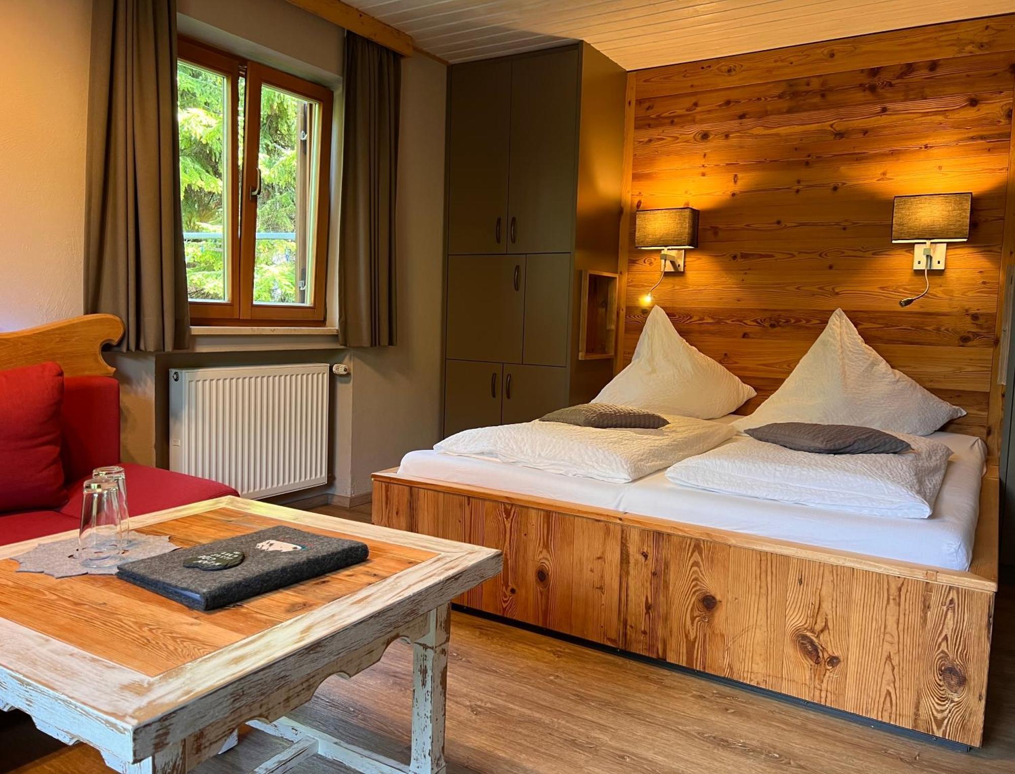 Hotel Garni Gästehaus Edlhuber Mittenwald Exteriör bild