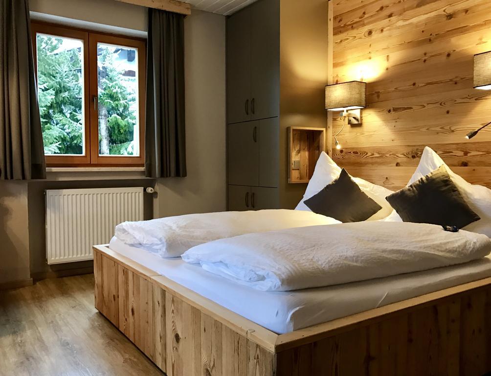 Hotel Garni Gästehaus Edlhuber Mittenwald Exteriör bild
