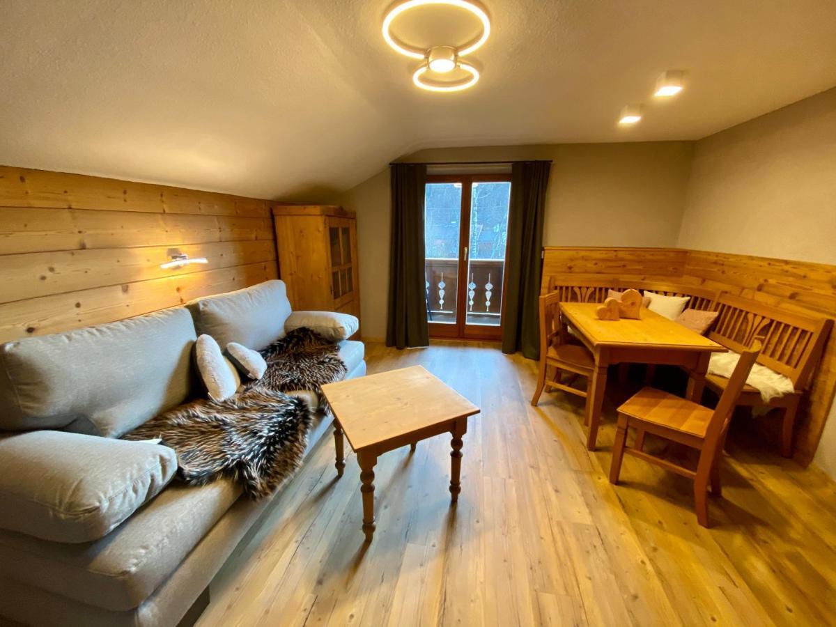 Hotel Garni Gästehaus Edlhuber Mittenwald Exteriör bild